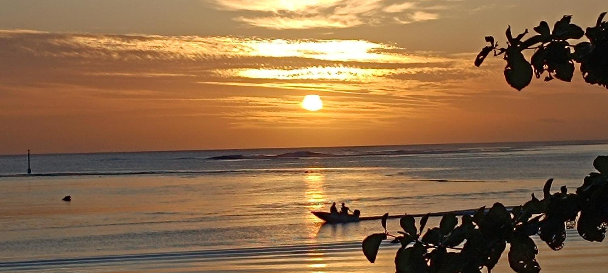 Hava'E Lodge Teahupoo Kültér fotó